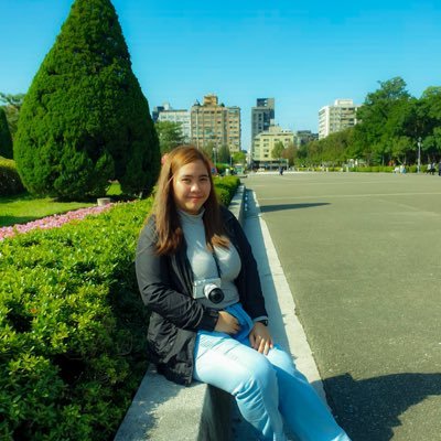 jazelle6213's profile picture. an Architect and a Mother