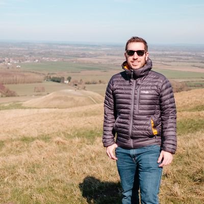 Spanish engineer working in F1.
Interested in photography, travelling, astronomy and most things with engines.