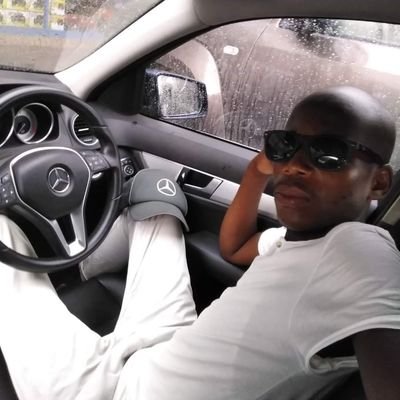 innocent soul from the dusty street of Ga-Sekhukhune Mohlaletse
❤👊Orlando Pirates fc😙Barcelona fc & Liverpool