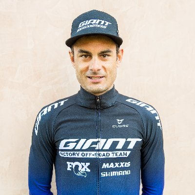 Professional Mountainbiker
GIANT Factory Off-Road Team