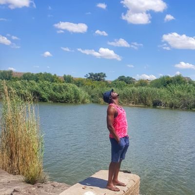 sleeplessin061's profile picture. My tweets do not represent me at all.