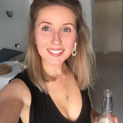 HRJaebenn's profile picture. Always counting down to my next holiday ☀️🥂.