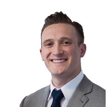 I'm a New Englander who recently migrated to the Mountain West. I'm passionate about all things health, fitness, science, and medic... CAN I PET YOUR DOG?!