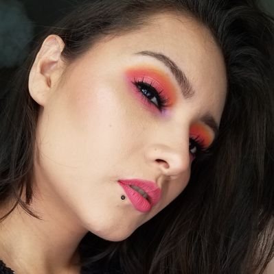 Beauty & Lifestyle Blogger | Mother & Wife | IG: ayrgalaxy