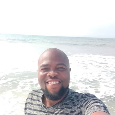 Elerkinsa's profile picture. Economist