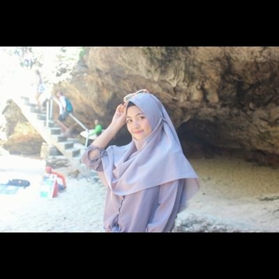 Lintang96622751's profile picture. 🙄