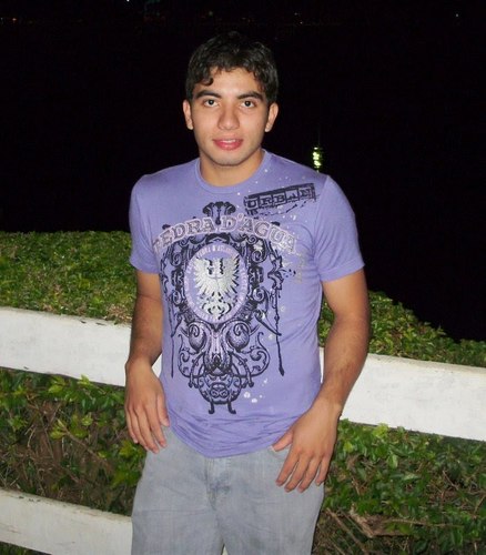 JOVEN INTERESADO EN LA ACTUALIDAD..
ABIERTO A TODOS!!