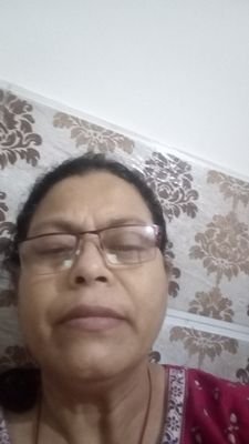 Madhumi26374396's profile picture. cut in the chin