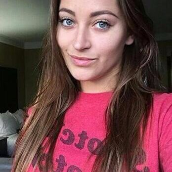 Julymartin9's profile picture. 