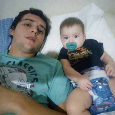Productor de video streaming y comerciante... Cuanto más alto trepa el monito, así es la vida, el culo más se le ve
