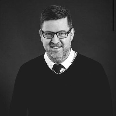 Co-propriétaire de l'agence Web @agence_reptile. J'adore les discussions geek, creatives et touchant le domaine des affaires. Tout sur moi : https://t.co/yi3rhxthhF