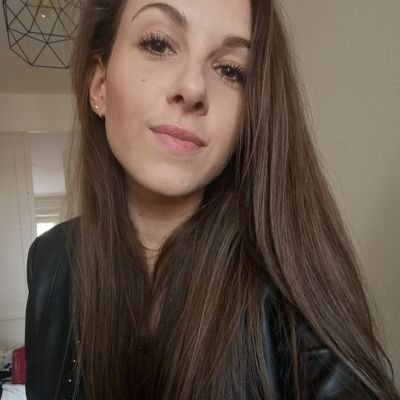 ChloeMssn's profile picture. 🏝