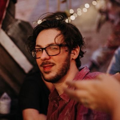 he/him
Brisbane-based freelance Writer/Editor, Actor