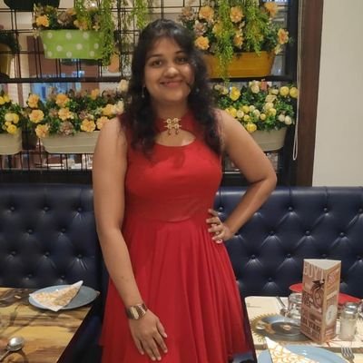 RuchiSolani's profile picture. creative by mind, Developer by profession