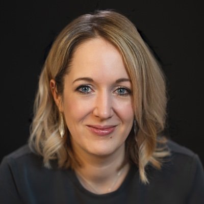 Inhaberin vom MarketingCafé
Storytelling I Strategie I Webdesign
Privater Account: @madmom_