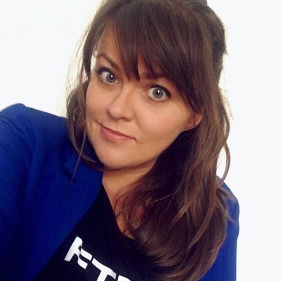 Chemistry teacher and PhD student (https://t.co/OhDlJadL0H and Research) In love with books, baking cakes and traveling :)
