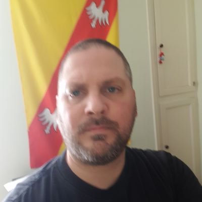 Obymetal's profile picture. French in the UK.  Married. 
Chrétien pratiquant/ amour pour la patrie. MEGA!
#teampatriotes #jambonbeurre ne répond que très rarement aux DM...