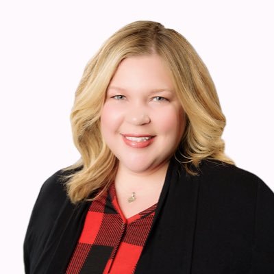 Passionate about digital-age learning. 💻 Busy mom and wife. 👪Travel evangelist. ✈️ Living one day at a time with coffee ☕️, dry shampoo, and Amazon Prime.