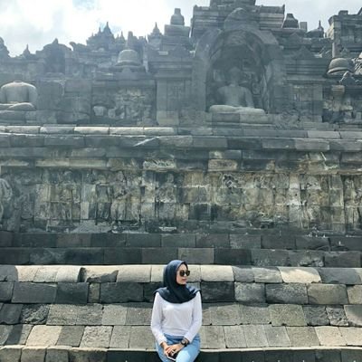 missDiiaann's profile picture. in the name of Allah, The Most Gracious, The Most Merciful.