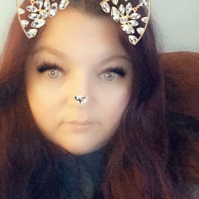 AnnaRathbone2's profile picture. new account cos I can't get on my other one @ianna5878