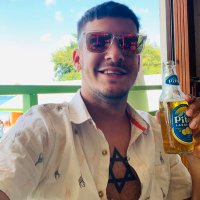 Harry (@mybrunette) 's Twitter Profile