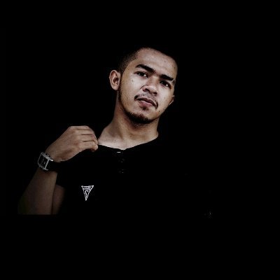 intoarmpit's profile picture. 