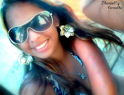 Gêminiana,18 anos, Quando você julga uma pessoa,isso ñ define quem ela seja. Isso define quem você é..♫  eu sou apenas eu .seempre
