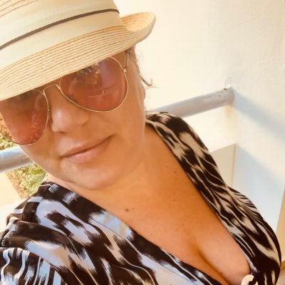 Lucia55240284's profile picture. 
