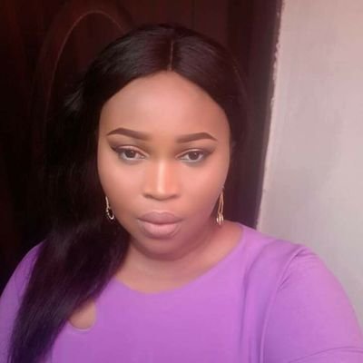 Mum of 3
Lab sec🔬🧪
Graphic designer; 
UI/UX Certified📌
Business woman📌
Ada igboukwu 📍📍

I remove storms everyday to be happy.
My happiness, my priority!