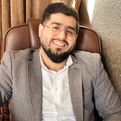 أنا وأنْ كُنتُ الأخيرُ زٓمانُه لآتٍ بِما لٓم يٓسْتٓطِعْهُ الأوائِل. ❤#️عراقي_موصلي 🇮🇶