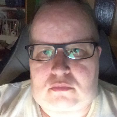 eler_fi's profile picture. Weltoffen