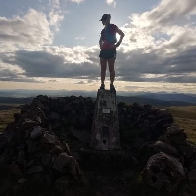 Trail & Ultra runner. 🏃🏼♀️
Lover of adventures and everything outdoorsy.⛰️
Primary teacher 👩🏼🏫
#wanderlust ✈️