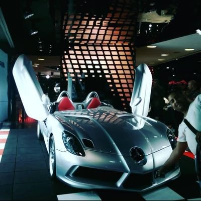 FouziMahachi's profile picture. 