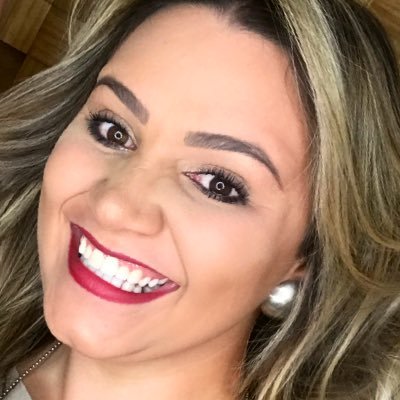 🌍Brasileira! 🎉 2.6🏡DF! 🦄Capricórniana! 🎓Pedagoga! 🙏Dona de uma fé inabalável! 😆Feliiz sempre!