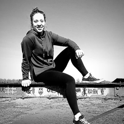 LoriMil44734515's profile picture. -be a fighter-🖤🖤