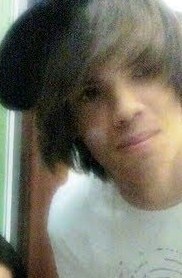 quem sou eu ? -pergunta no google, ou da #Follow :D 
amo mtmt minha namorada @isafigueredo :)