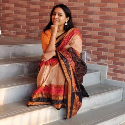 certified yoga trainer also loves Nature and a Cooking enthusiast. :) @meeradhika - insta handle
