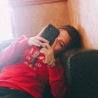 gldysperez's profile picture. A woman with a strong mind and a fragile heart