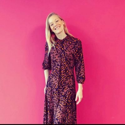 💜 COO @SurvivorsnetBtn 💭 Psychotherapeutic Counsellor 🧘🏼‍♀️ Yoga Teacher (500 RYT)  🐈 Mama to Karunā 🌊 Brighton 💓 she/her