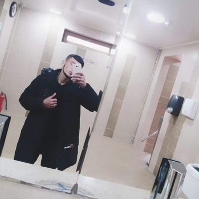 huseynov_rr's profile picture. Моя жизнь мой выбор.Не ваше дело..