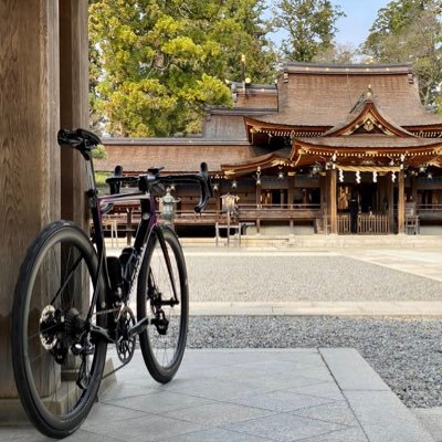 SUPERSIX EVO HM 2020 / SUPERSIX EVO LEICHTBAU 2022 / FACTOR OSTRO VAM TDF 2022 / MONDRAKER F-PODIUM DC R 2022 / KICKR BIKE / OM SYSTEM OM-1