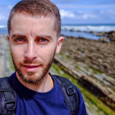 molina_paya's profile picture. 💙💙♥️💛♥️💛