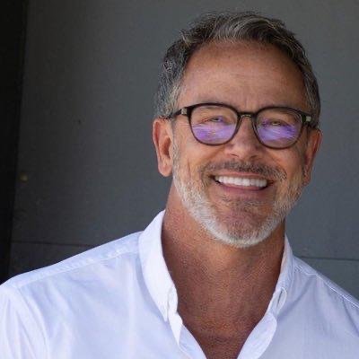 Myth39435903's profile picture. Free and independent