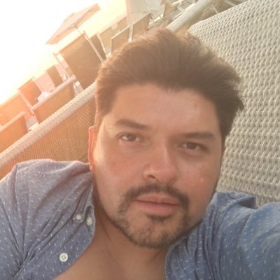 joaqromero's profile picture. Actor de teatro, English teacher, viajero, cinéfilo, Star Wars fan, soundtrack lover, Broadway fan, cultura pop, I ❤️NY, mi perrita es Pestañas 🏳️‍🌈