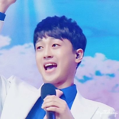 AMozAcLlvYyu3MG's profile picture. 