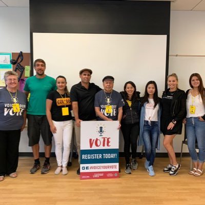 This group is created in order to support and keep contact with each student from CE Mesa. We are here to share love, hope and happiness with everybody!