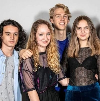 Spacetalknl's profile picture. Hi! We are Spacetalk.

A young pop/rock band based in Almere, the Netherlands.