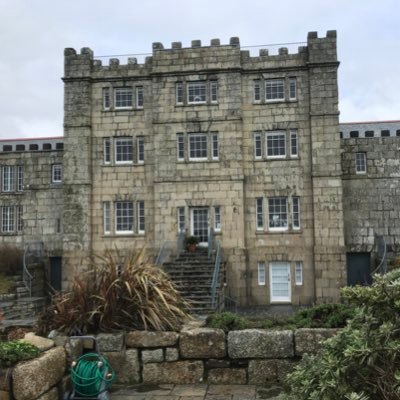 LESLIE CORNELL BUILDING RESTORATION Specialists in Cob and Lime Applications call 01726 337577 or visit our website for information on the services we offer.