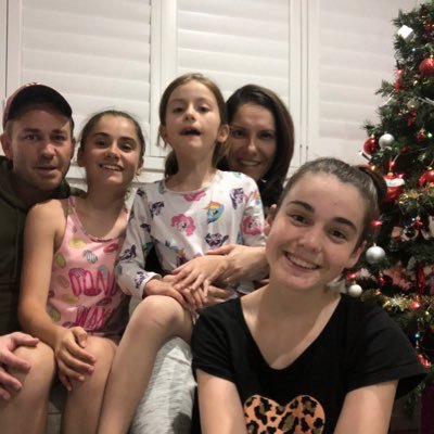 Dad to 3 👸 lover of tennis 🎾 and Essendon bombers ❤️🖤
