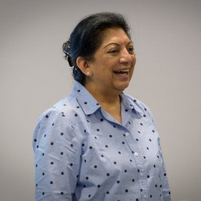 #Transformational #Coach, #Mentor. Self Mastery Trainer & Speaker. Helping & empowering entrepreneurs and professional women